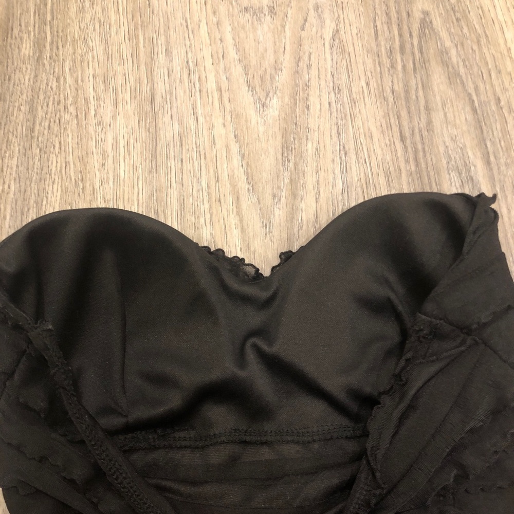 Sweetheart Neck Ruffle Top - Picture 3 of 4